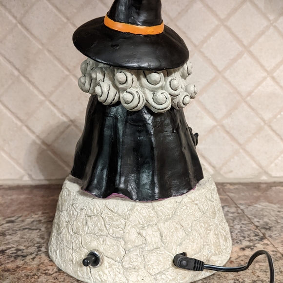 Witch Plasma Ball Globe Light - Picture 6 of 8